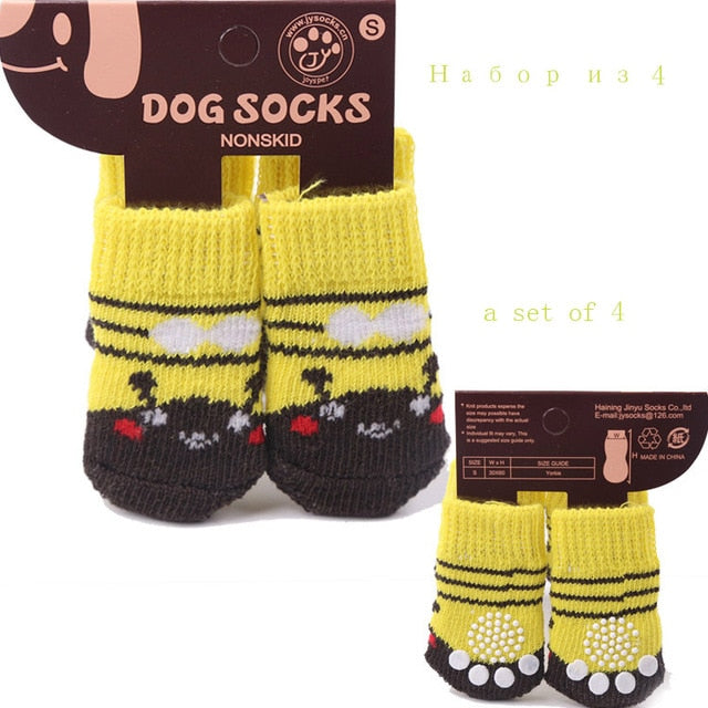 4pcs/set Lovely Cartoon Pets Dog Socks Non-slip Warm Puppy Cat Dog Socks Strawberry/Frog/Bear Pattern Skid Bottom Stocking S/M/L